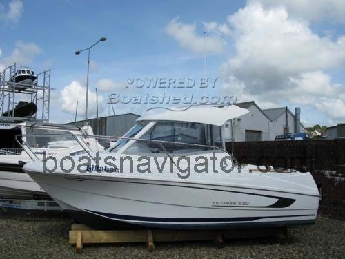 Beneteau Antares 580 fiche technique et avis